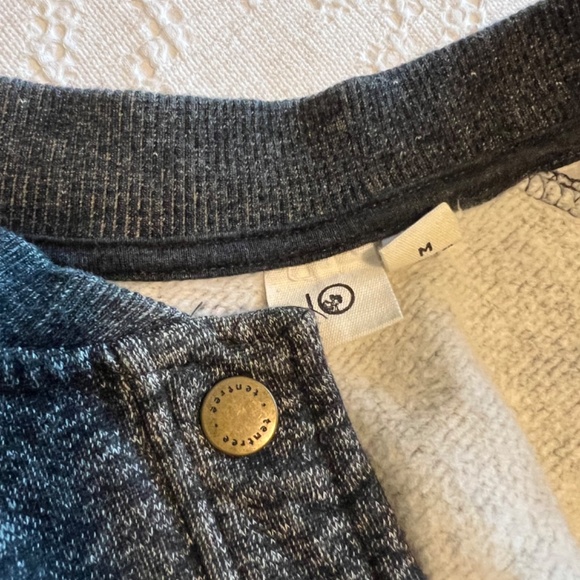 Tentree cotton bomber jacket like new - Picture 2 of 4